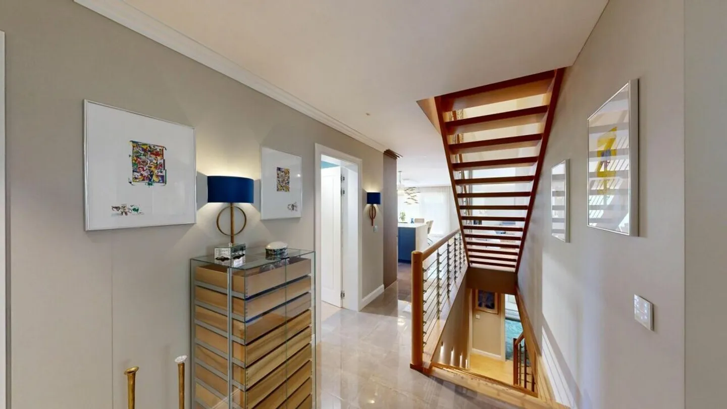 Vie contemporaine classique - Maison individuelle élégante de 9,5 pièces avec jardin privé, Swimspa et maison intelligente à Veltheim - Photo 10 sur 22