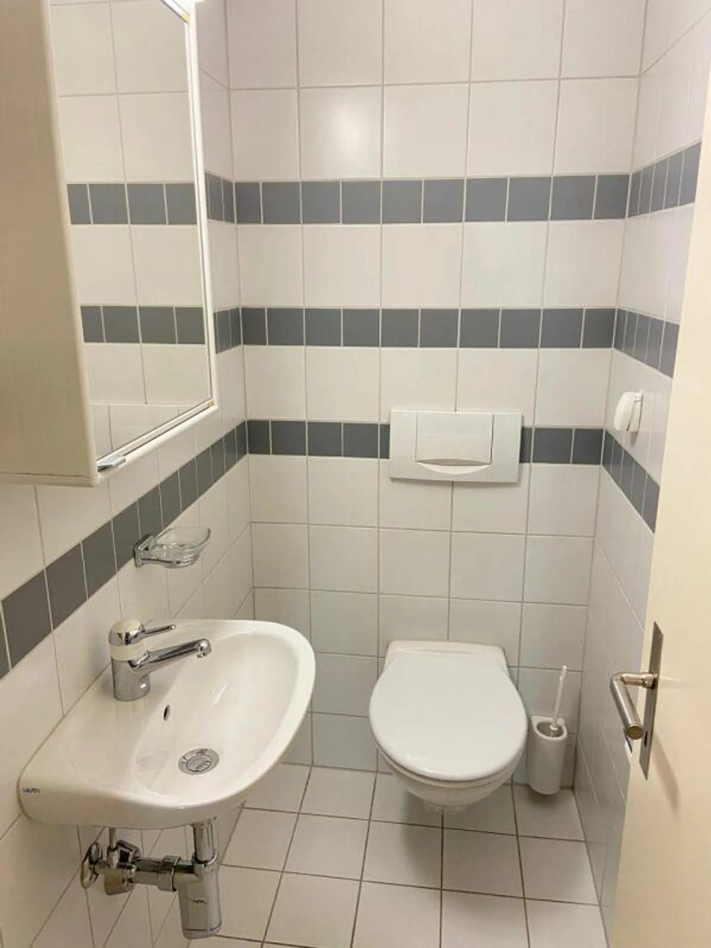 Ground floor apartment with lake view - Exclusive location between lake and ski area - Photo 11 of 13