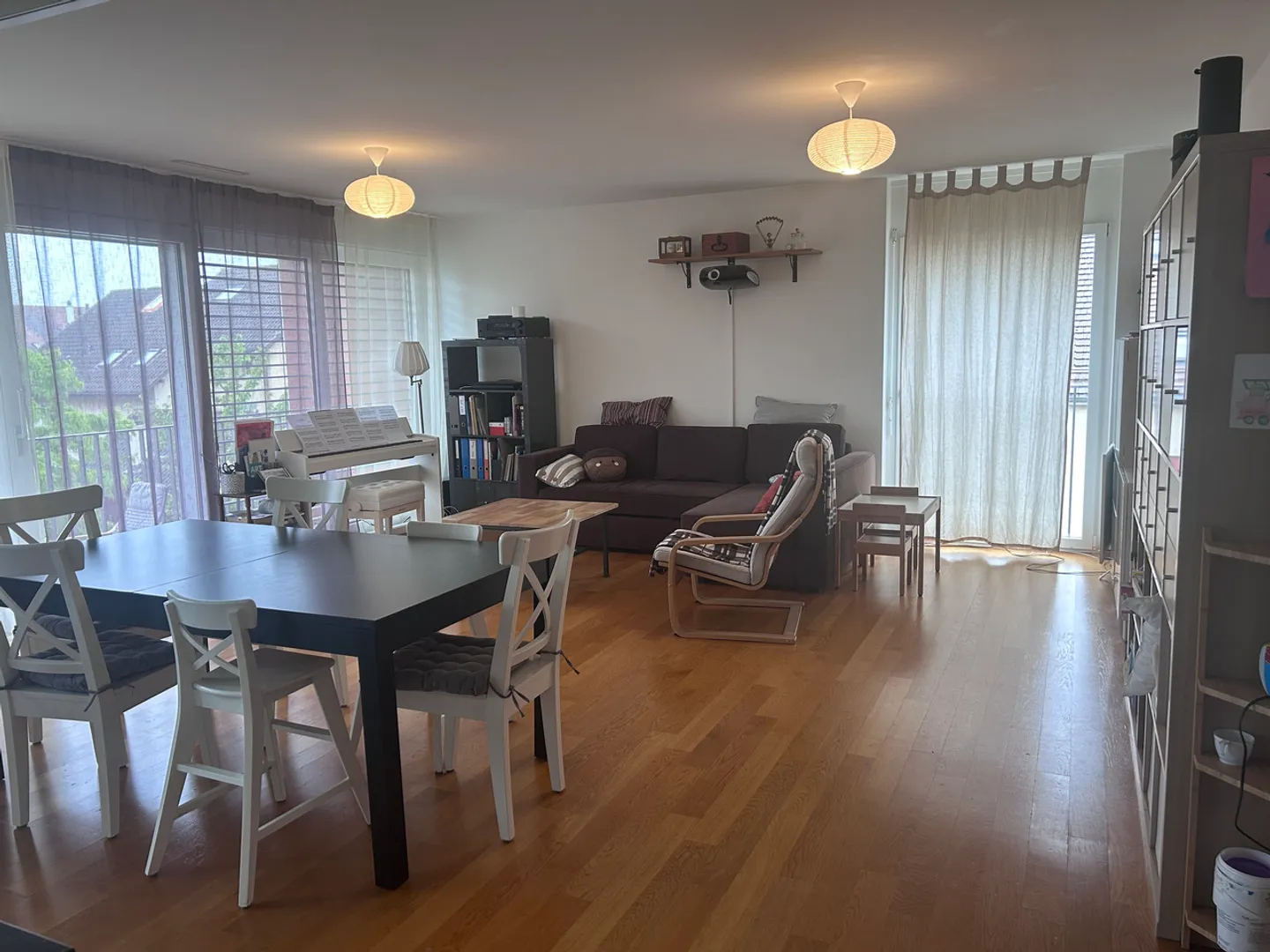 Magnifico appartamento di 4,5 locali al 2° piano con ampio balcone - Foto 2 di 8