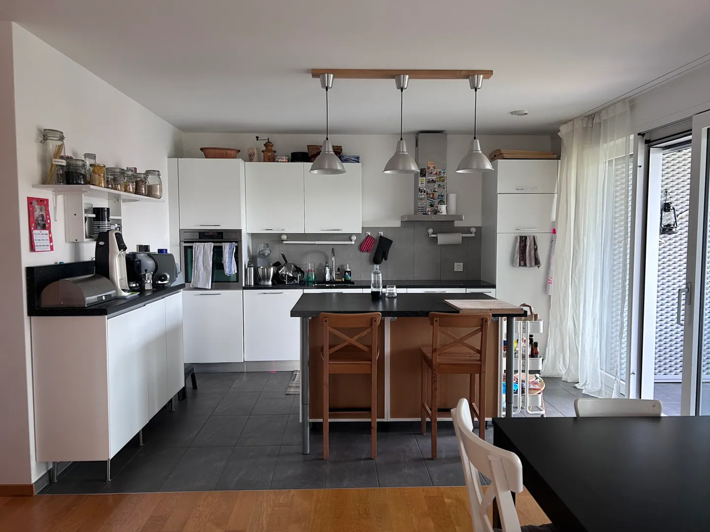 Magnifico appartamento di 4,5 locali al 2° piano con ampio balcone - Foto 4 di 8