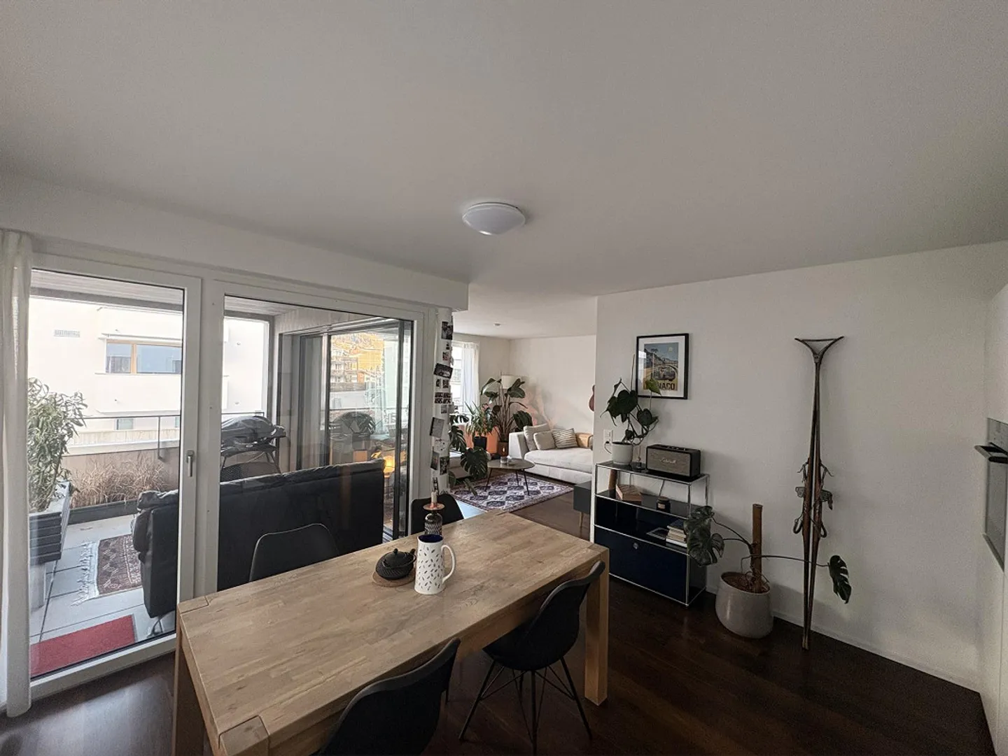 Appartement meublé de 2,5 pièces (temporaire) - Photo 3 sur 6