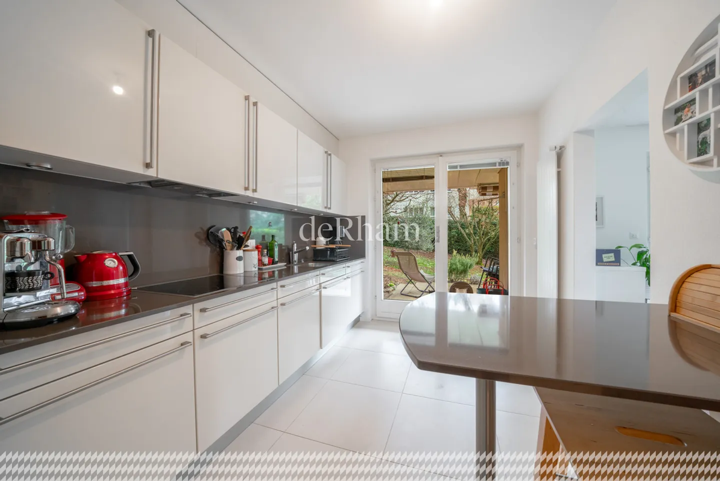 Apartment with 3.5 rooms and 135 m2 with garden - Photo 4 of 13