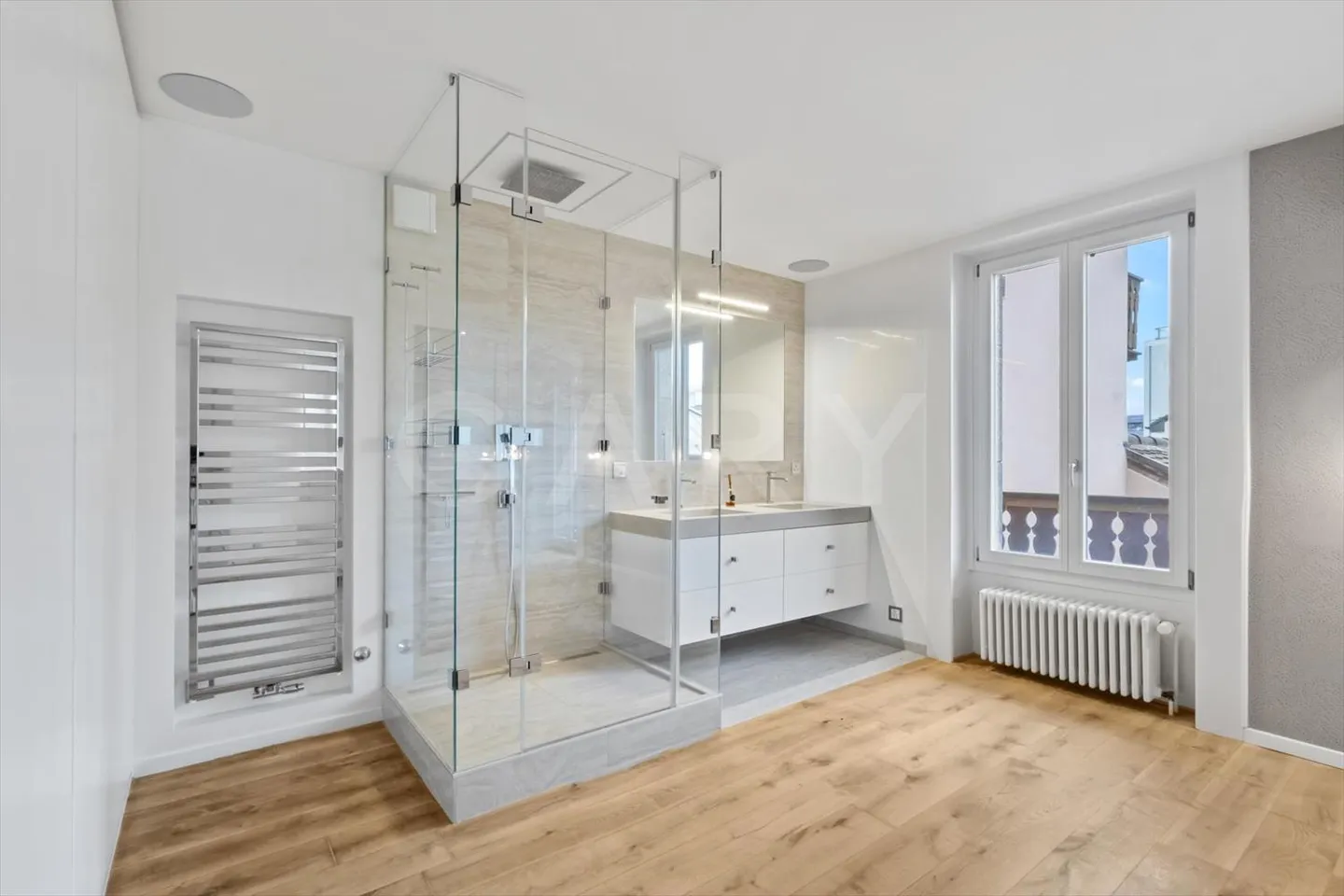 Magnificent prestige apartment with terrace - Photo 4 of 12