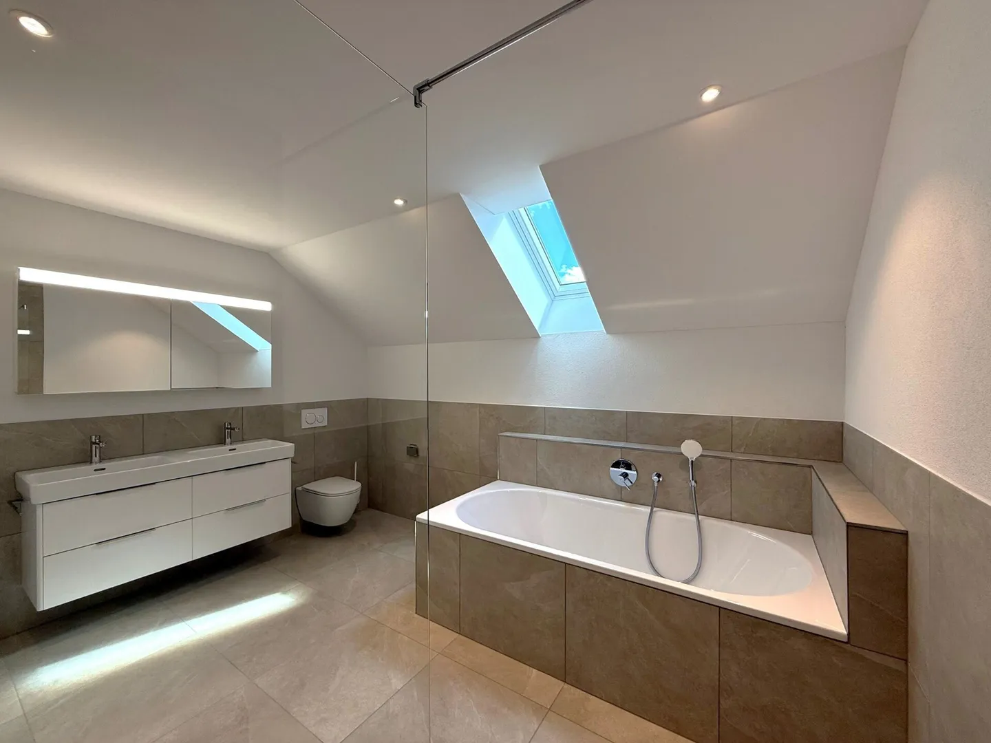 Your new home in Balterswil - Idyllic living with comfort, quality, and sustainable construction - Photo 9 of 10