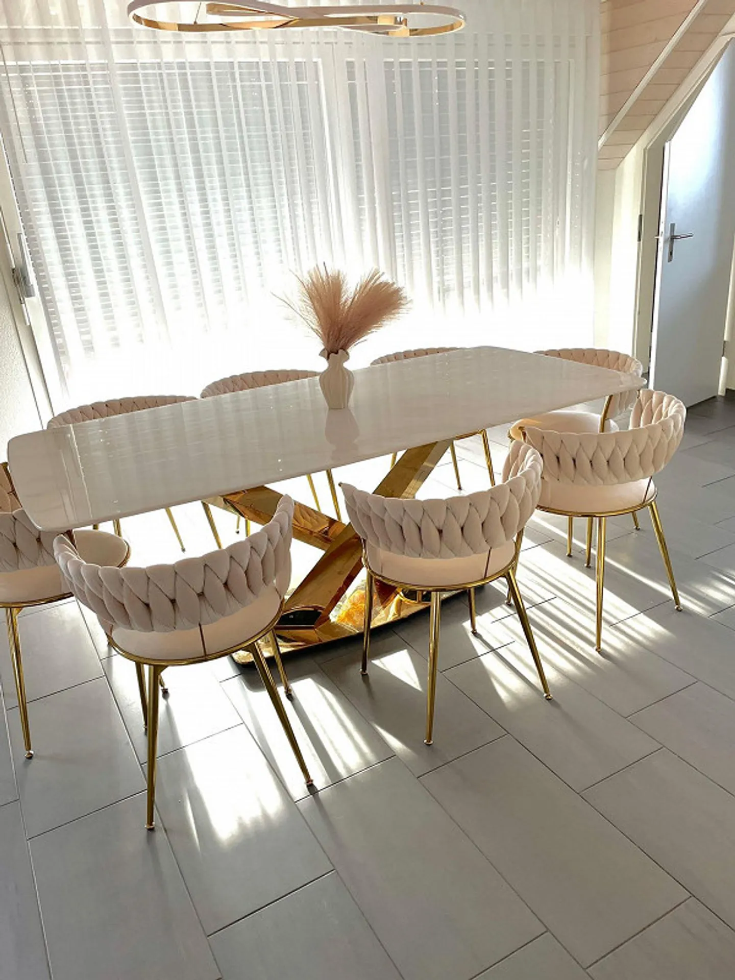 3.5 room apartment with large attic - Photo 4 of 9