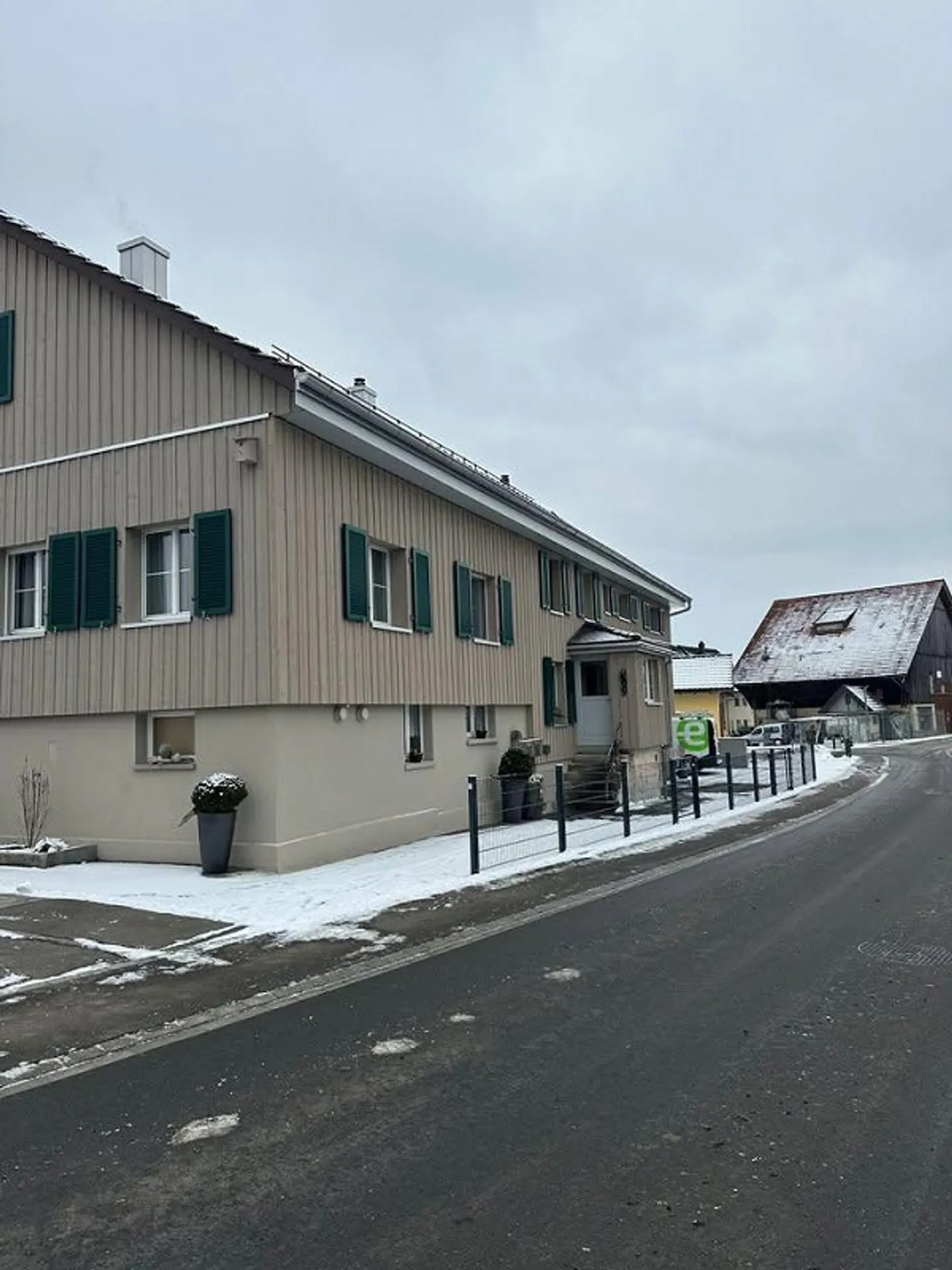 Pièce de collection à louer (1er étage)! - Photo 2 sur 20