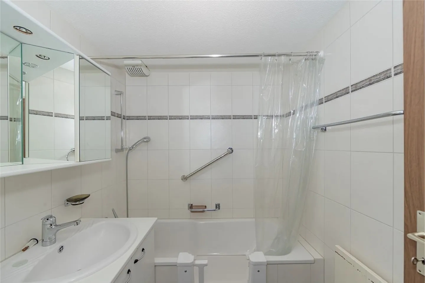 Appartement moderne à Stansstad - Photo 13 sur 13