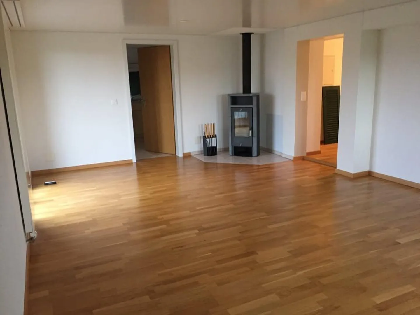 Pièce de collection à louer (1er étage)! - Photo 5 sur 20