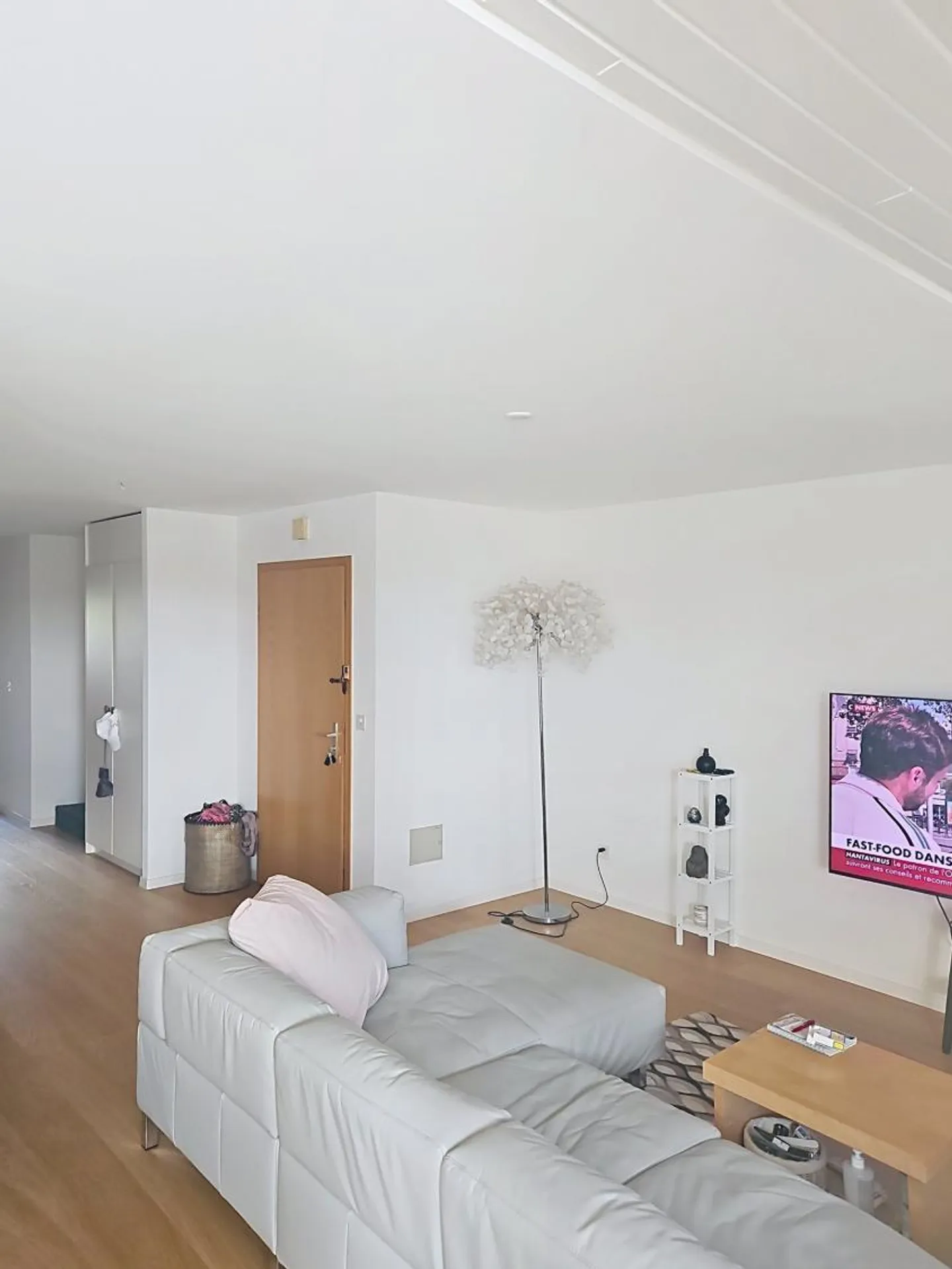 In affitto - Incantevole duplex di 4,5 locali al 1° piano a Treycovagnes - Foto 3 di 10
