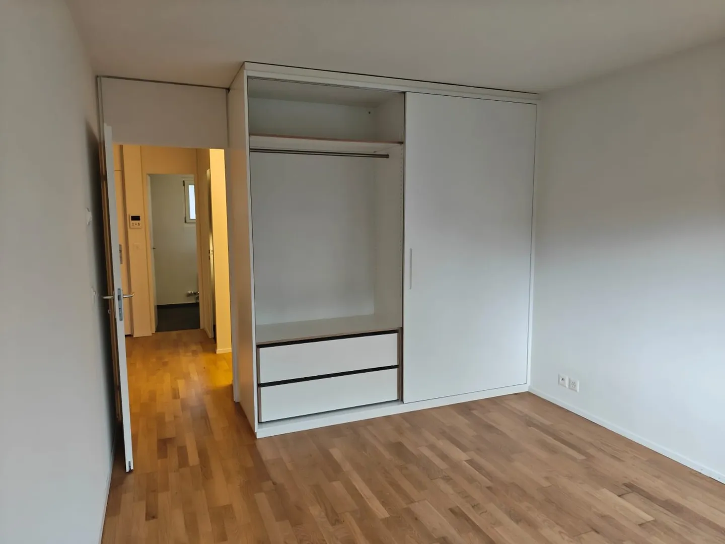 Sogno abitativo ristrutturato di fronte al castello di Bümpliz! - Foto 7 di 11