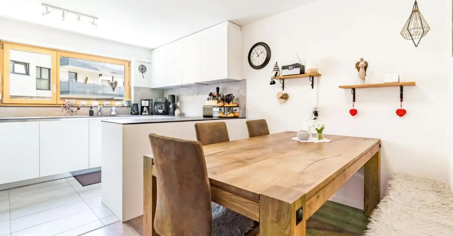 Modern 5.5-Room Living Experience in the Heart of Visp - Spacious, Central & Family-Friendly - Photo 3 of 12