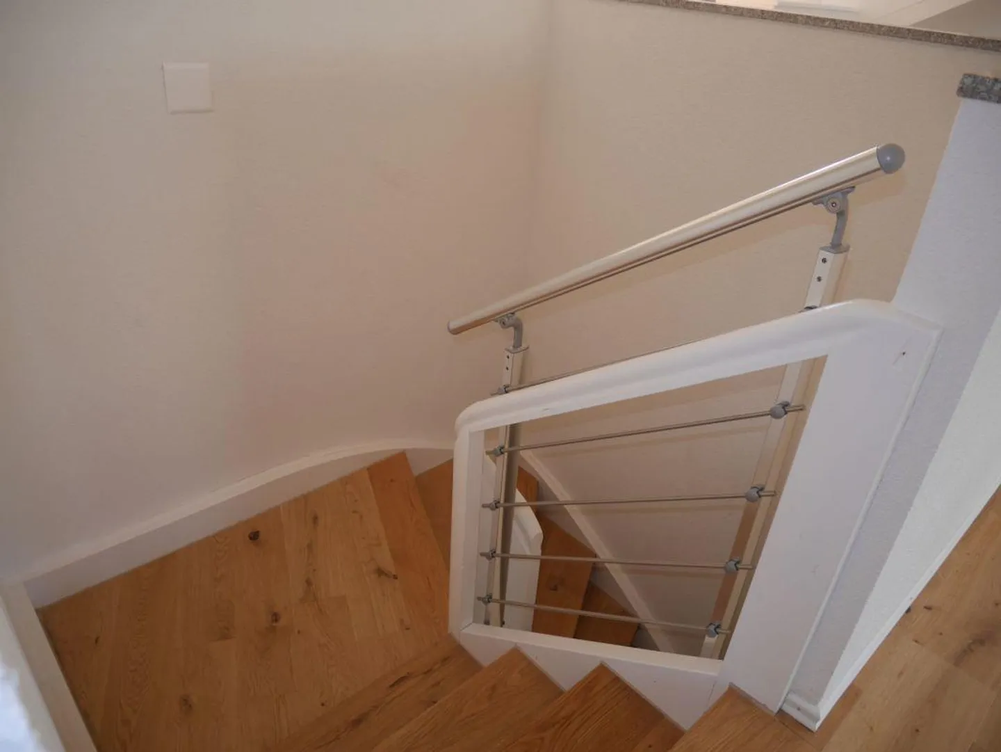 Ampio appartamento duplex con 2 camere - Foto 8 di 11