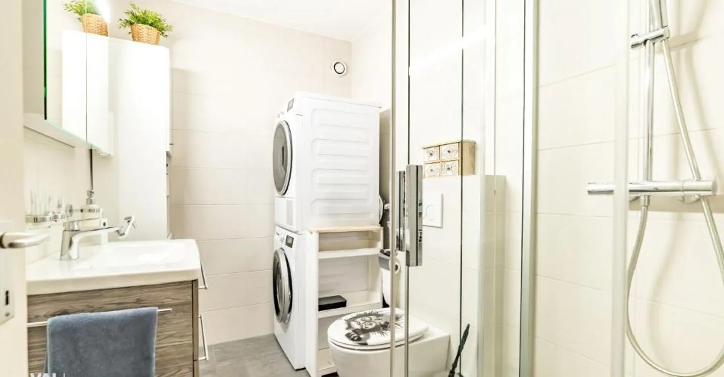 Modern 5.5-Room Living Experience in the Heart of Visp - Spacious, Central & Family-Friendly - Photo 11 of 12