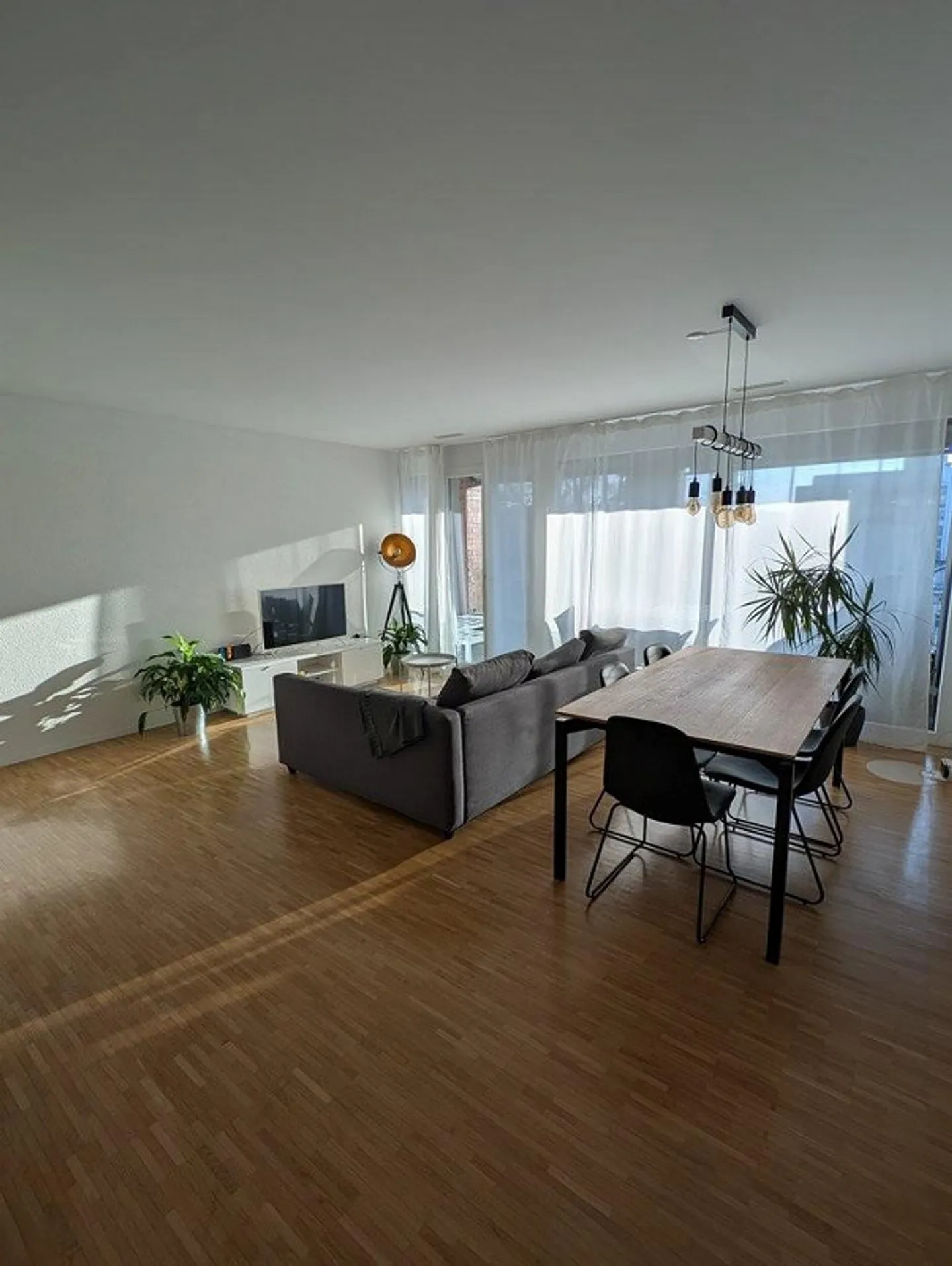 LOUER SANS CAUTION - Complexe résidentiel moderne dans un emplacement central urbain - Photo 3 sur 7