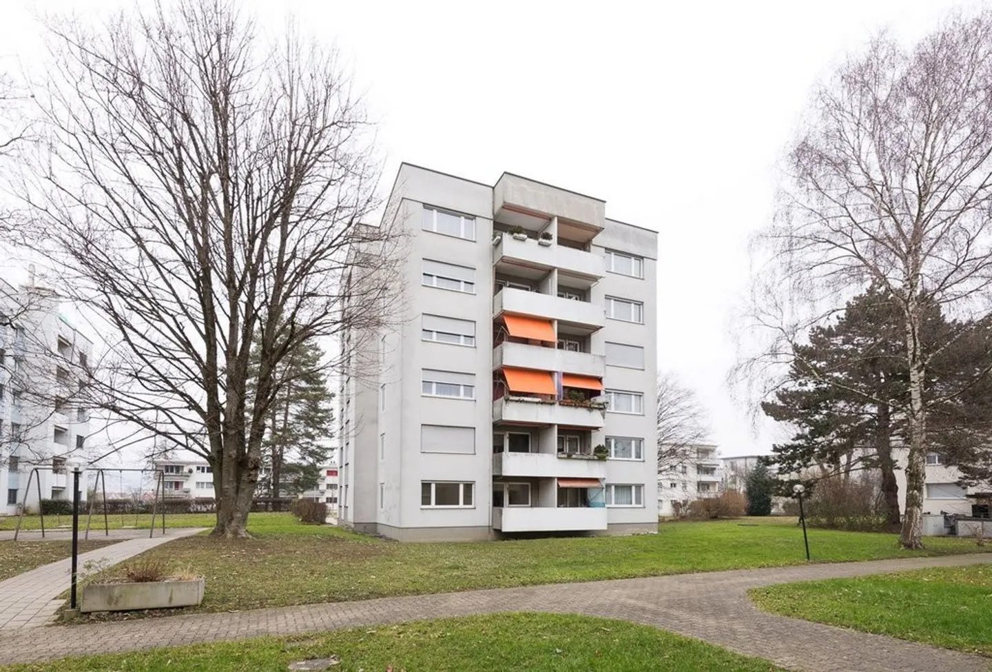 Apartment for rent - Photo 1 of 5