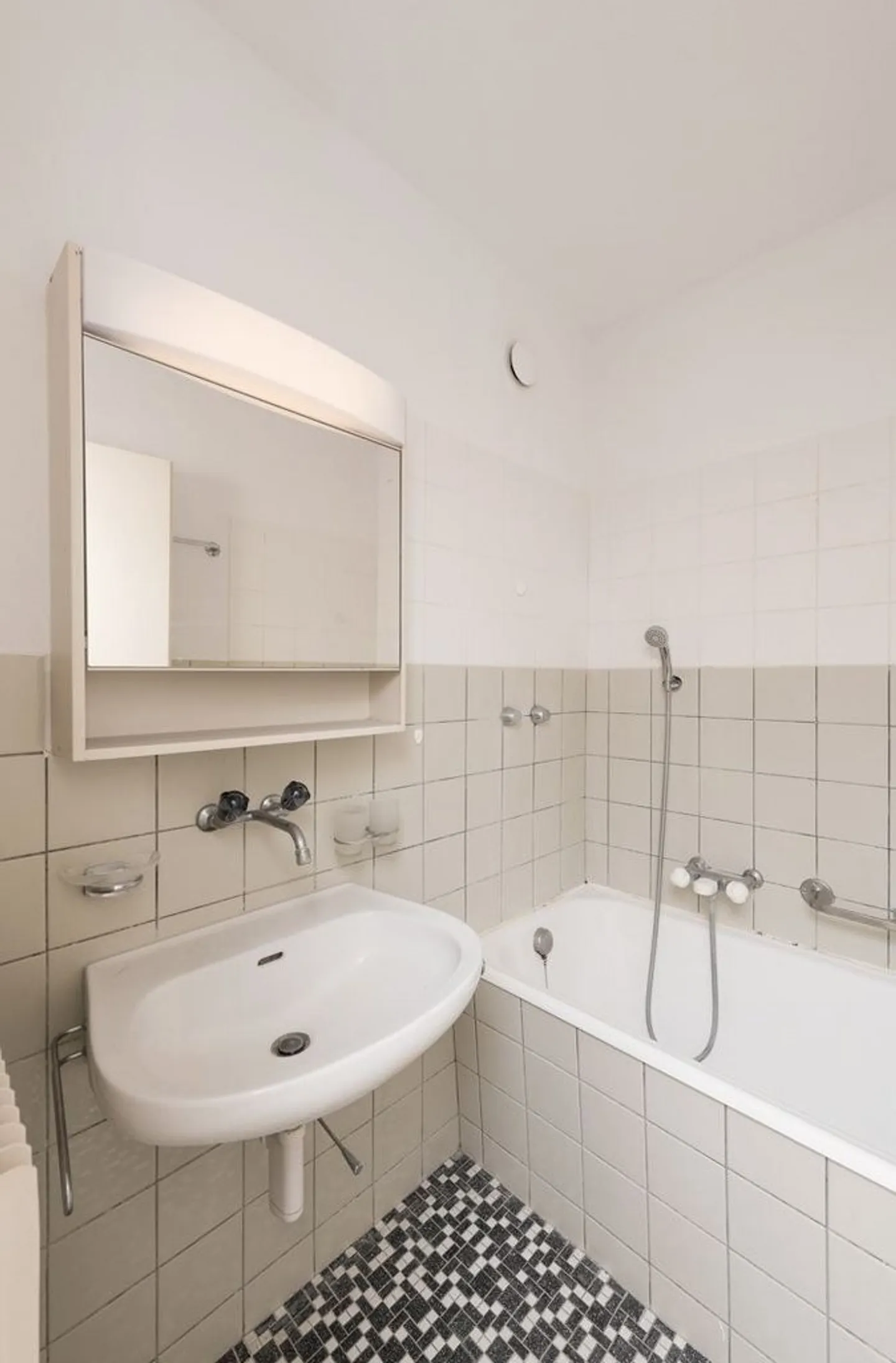 Apartment for rent - Photo 5 of 5