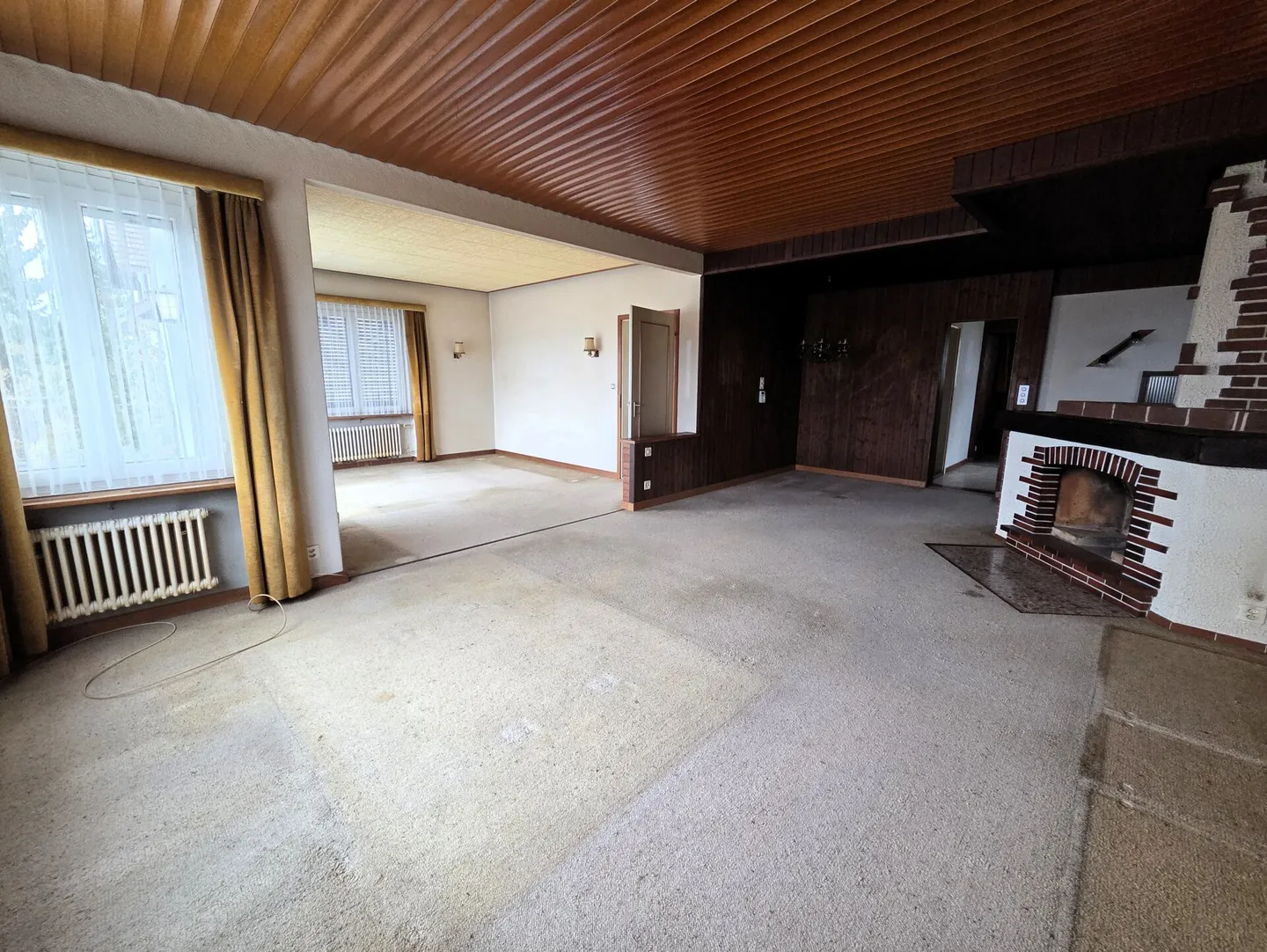 Casa unifamiliare di 5,5 locali con ampio lotto, spazio di progettazione corrispondente e vista meravigliosa - Foto 3 di 9