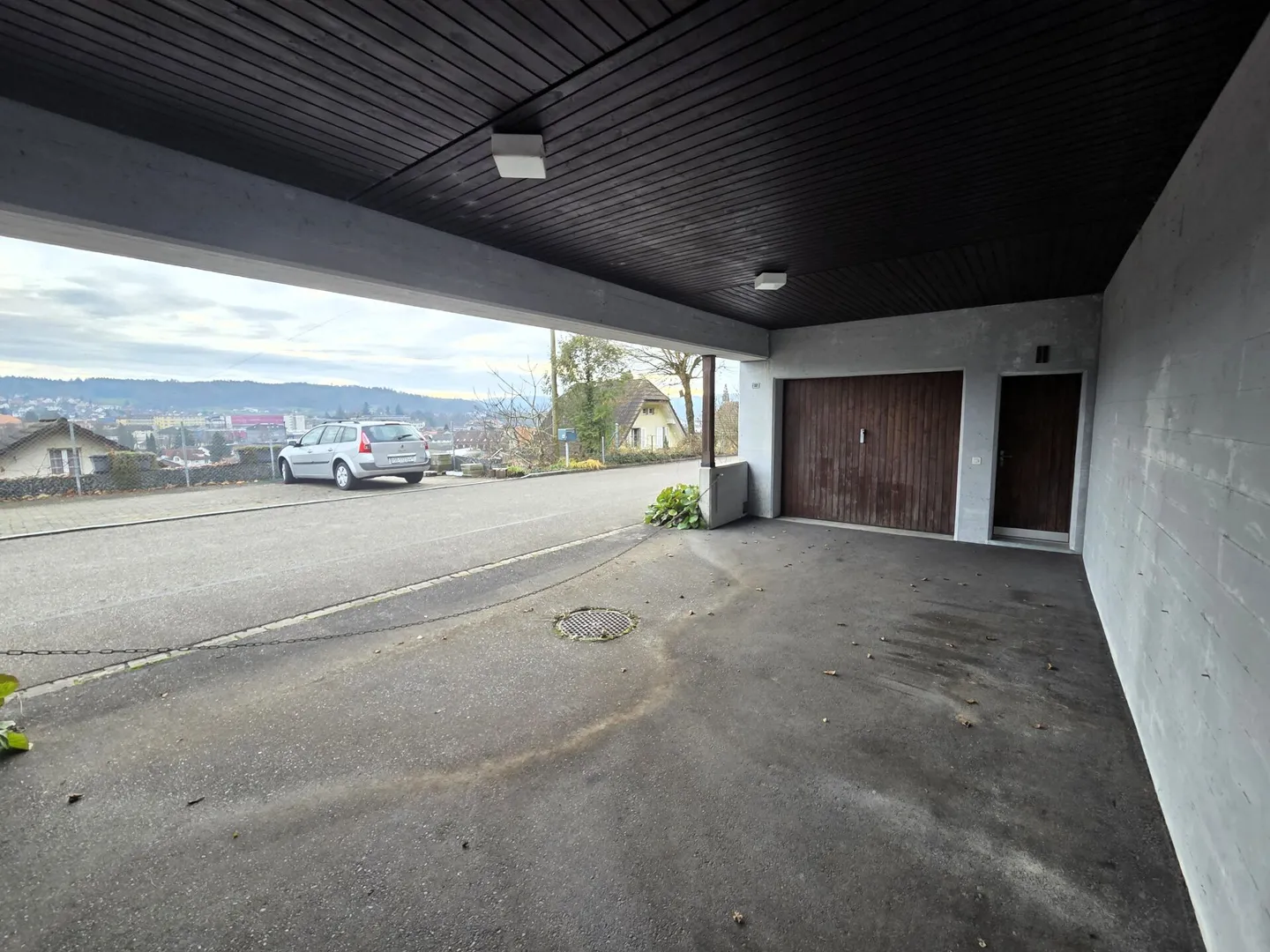 Casa unifamiliare di 5,5 locali con ampio lotto, spazio di progettazione corrispondente e vista meravigliosa - Foto 7 di 9