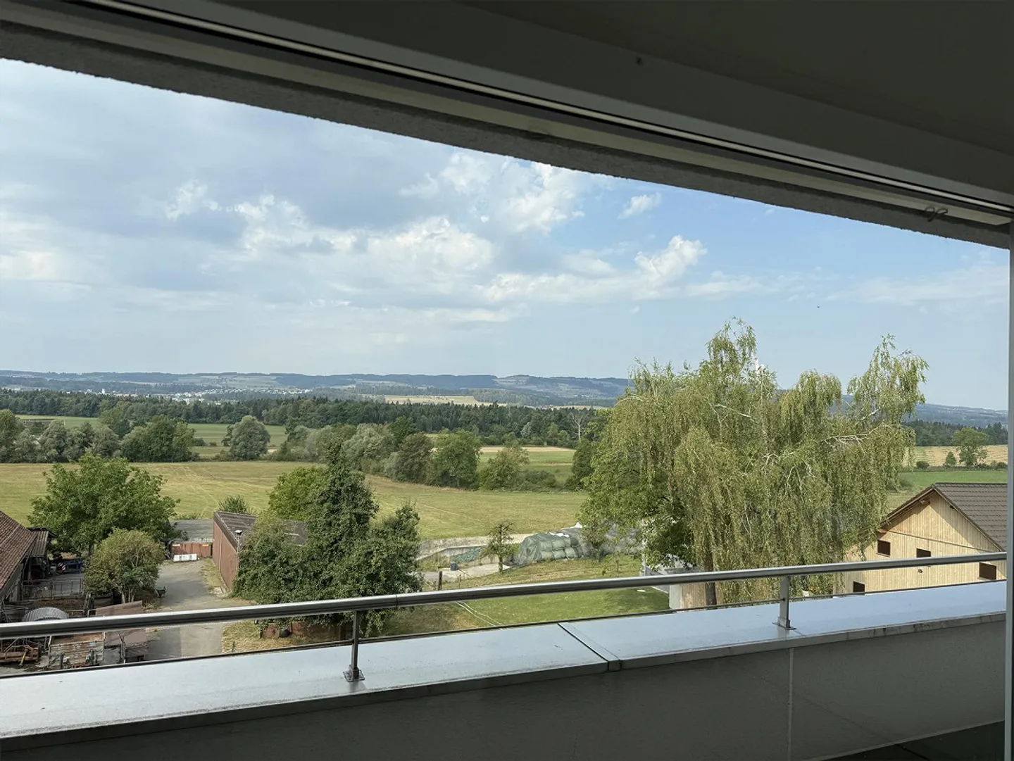 Sunny 4 1/2 Room Attic Apartment with Panoramic View - Photo 3 of 24