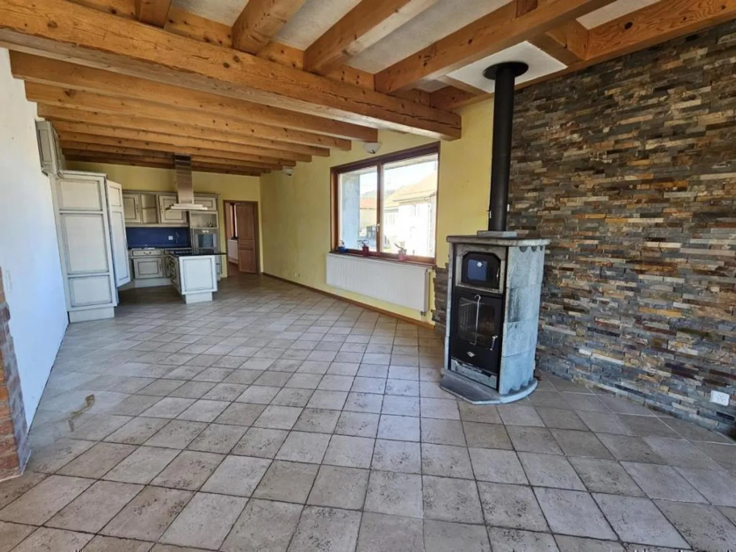 Village Barn with 2 Apartments - Photo 2 of 10