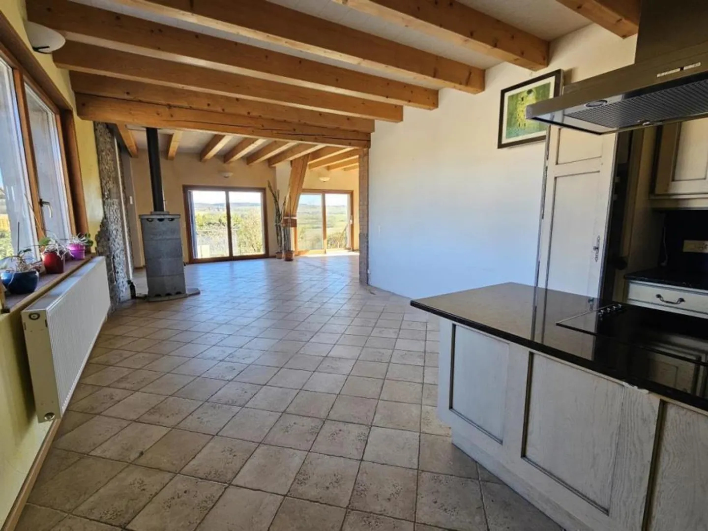 Village Barn with 2 Apartments - Photo 3 of 10