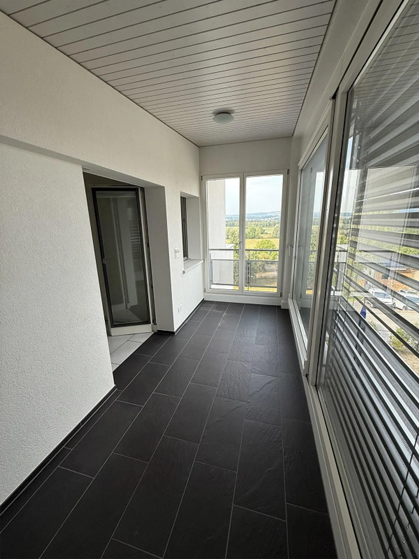 Sunny 4 1/2 Room Attic Apartment with Panoramic View - Photo 14 of 24