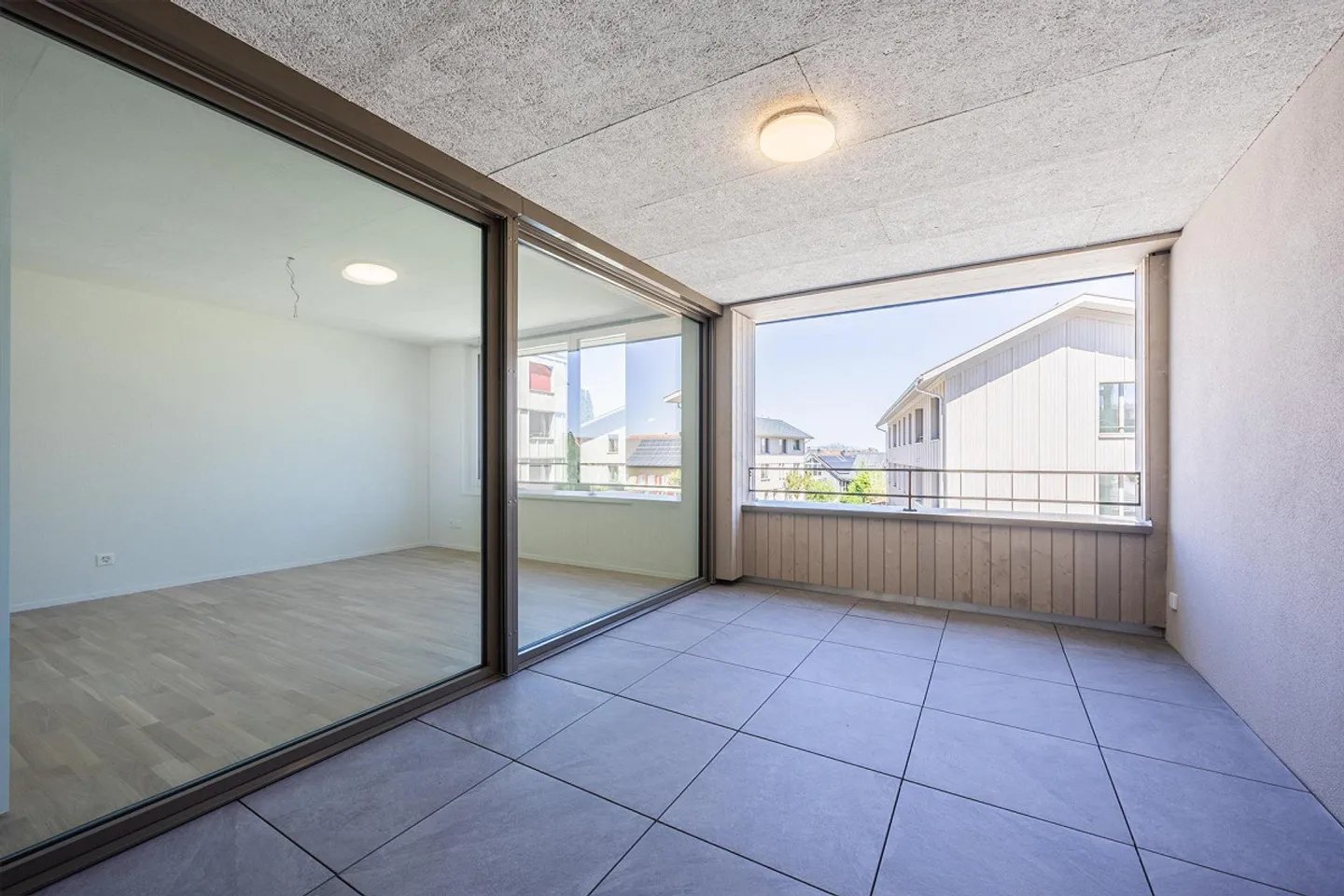 Appartement atelier lumineux de 3.5 pièces avec loggia - Photo 7 sur 8