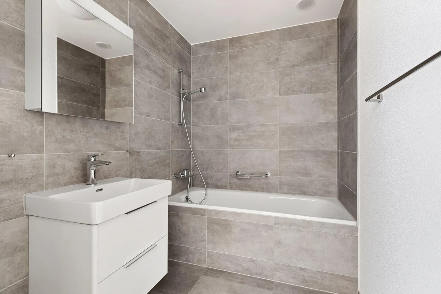 2,5 camere con deposito gratuito - Foto 4 di 6