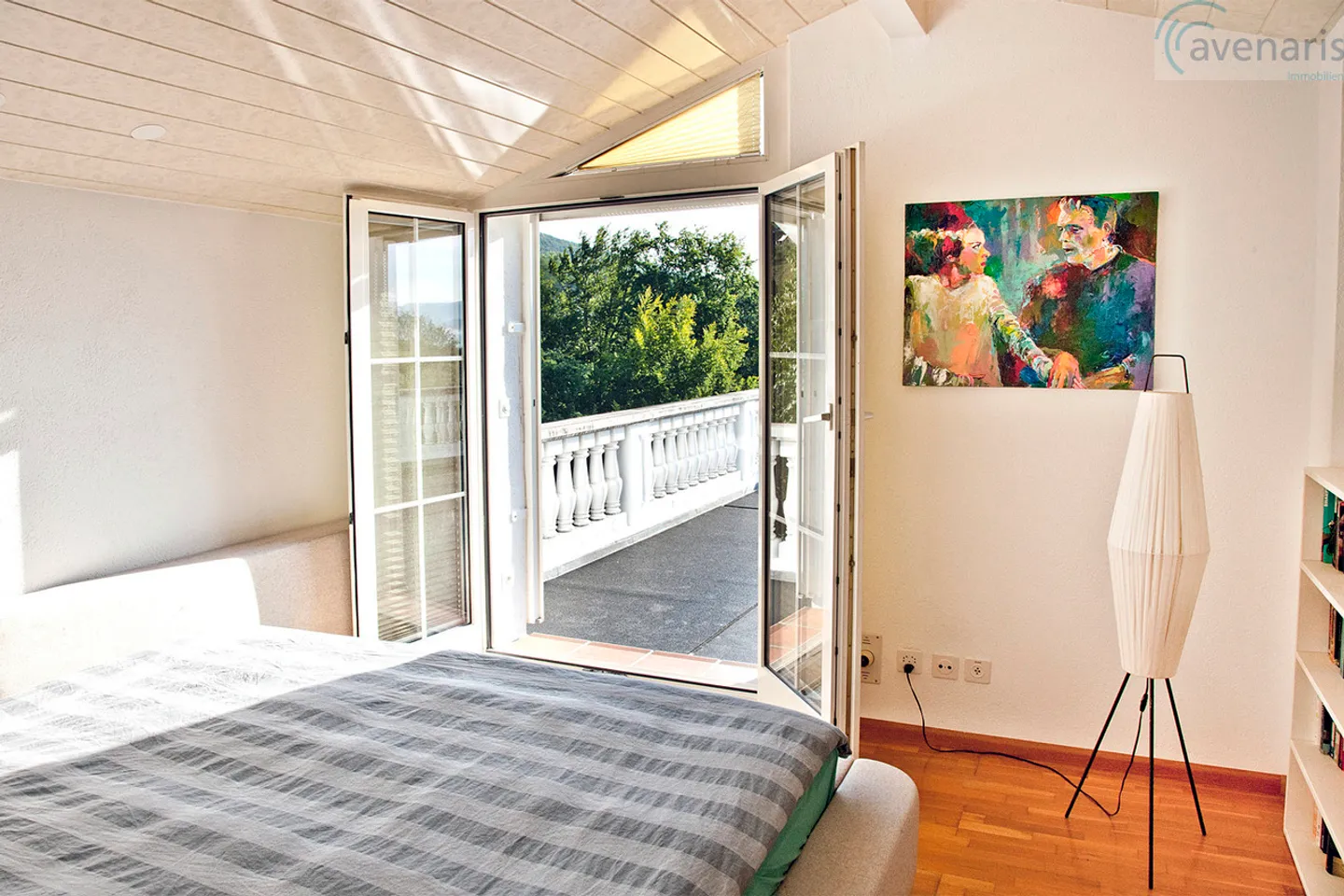Proprietà unica con vista panoramica e piscina interna riscaldata - Foto 7 di 16