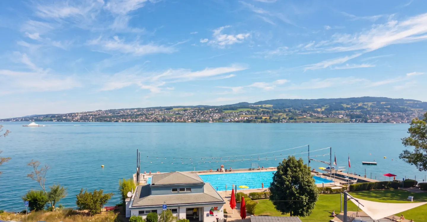 Appartamento Attico Elegante con Vista Lago - Foto 6 di 7