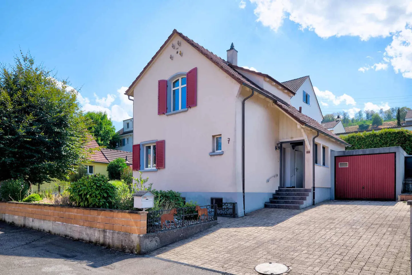 Charming Detached Family Home - Photo 1 of 12