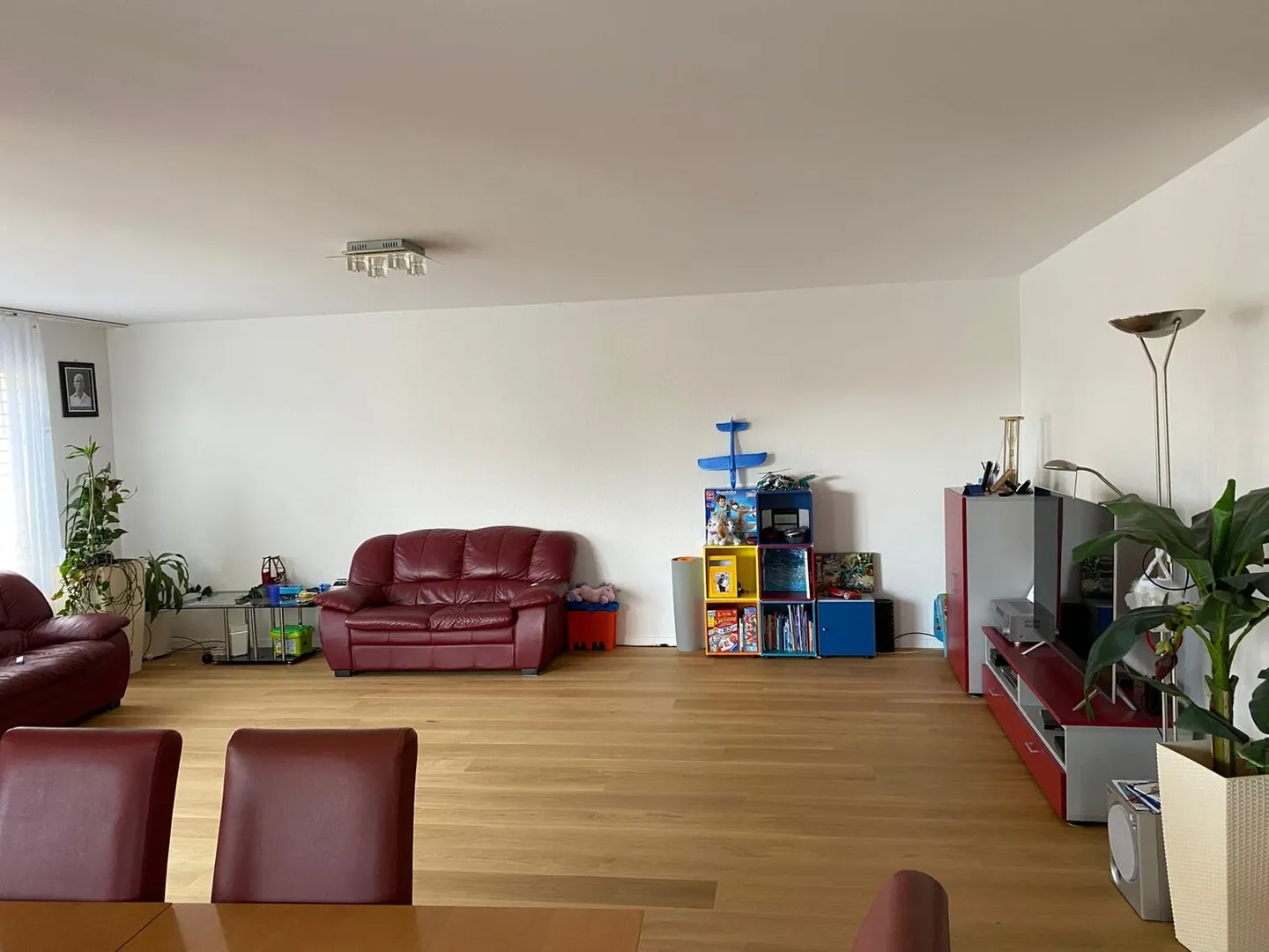 Moderne Wohnung mit grossem Balkon - Foto 4 von 11