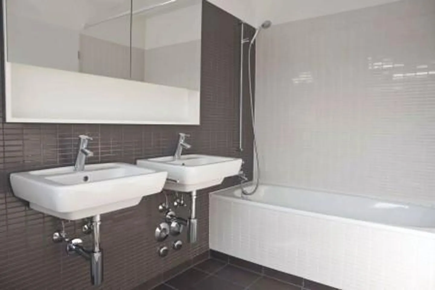 Moderne Wohnung auf der Allschwiler Höhe - Photo 5 of 6