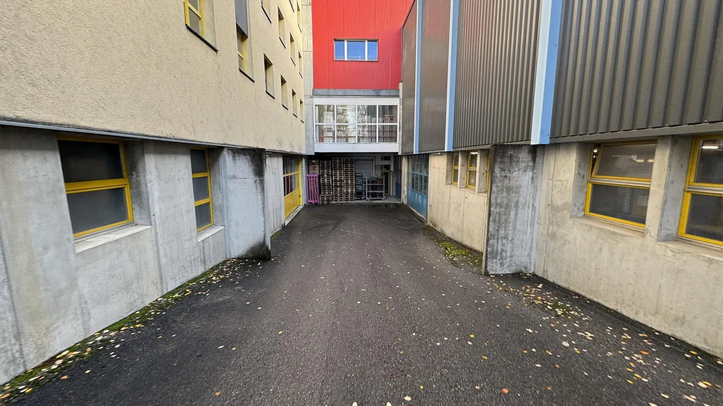 Zentrale Lagerfläche zu vermieten - Photo 11 sur 13