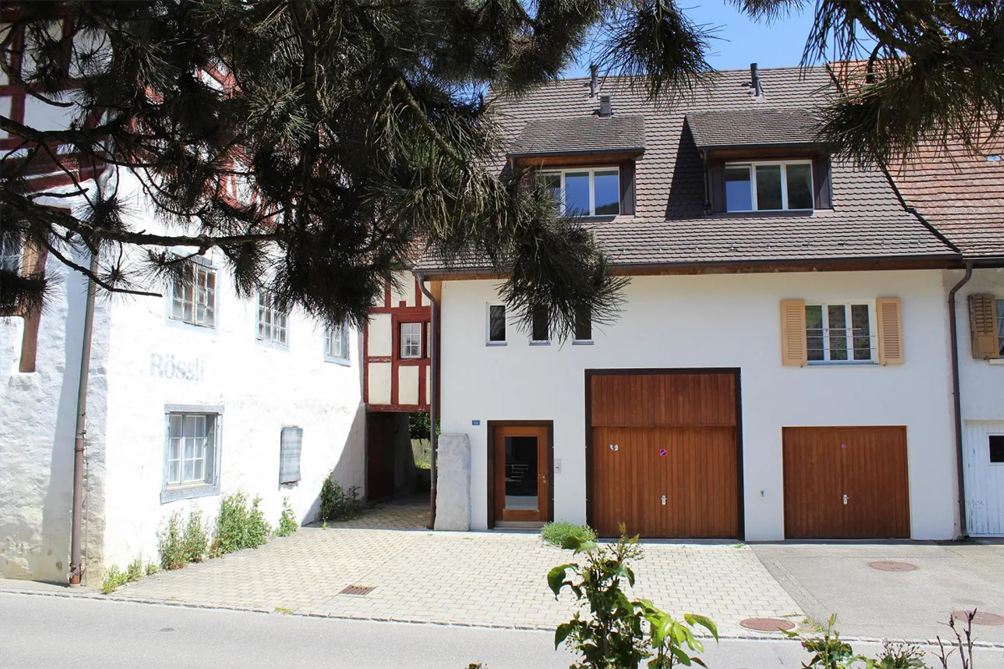 Charmante appartement 2 pièces à Merishausen - Photo 2 sur 9