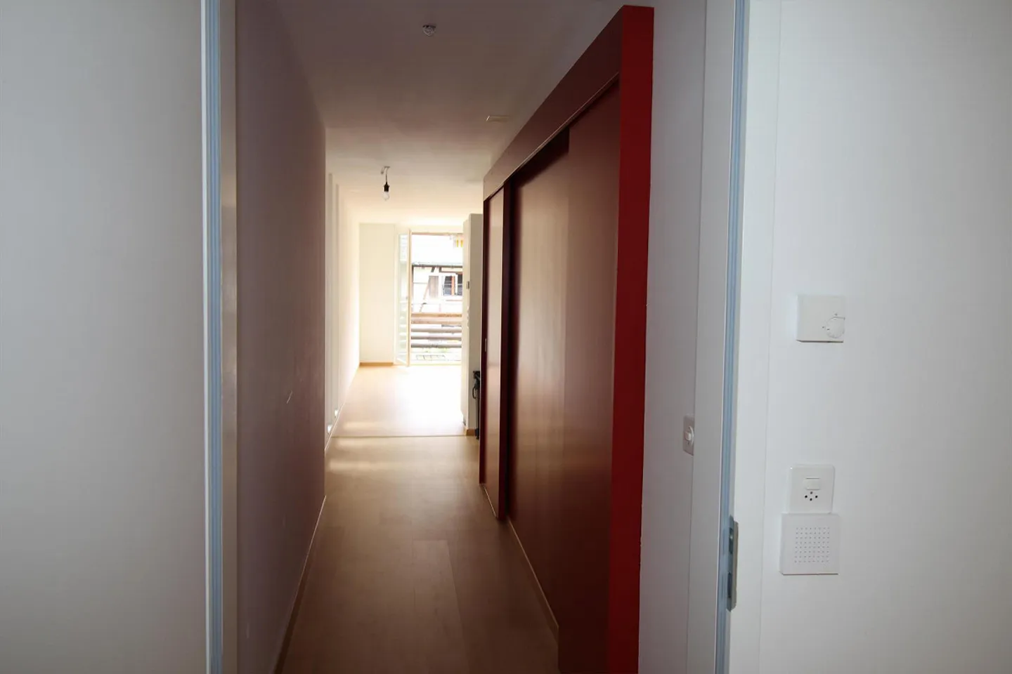 Charmante appartement 2 pièces à Merishausen - Photo 6 sur 9