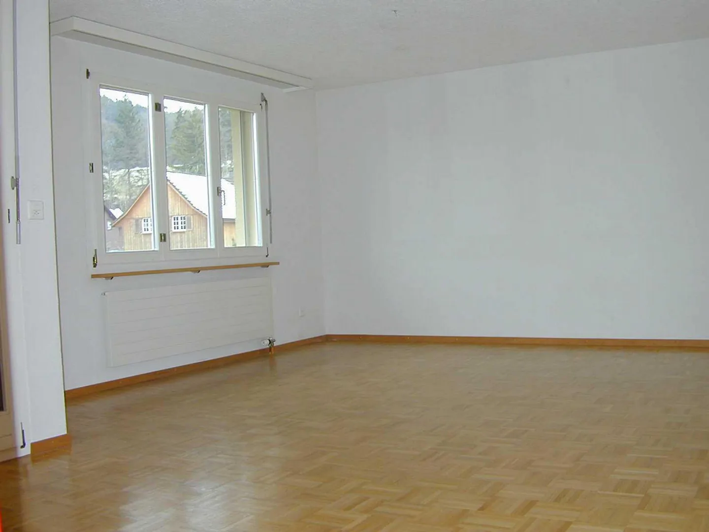 4 1/2 room apartment in a central location - Photo 3 of 5
