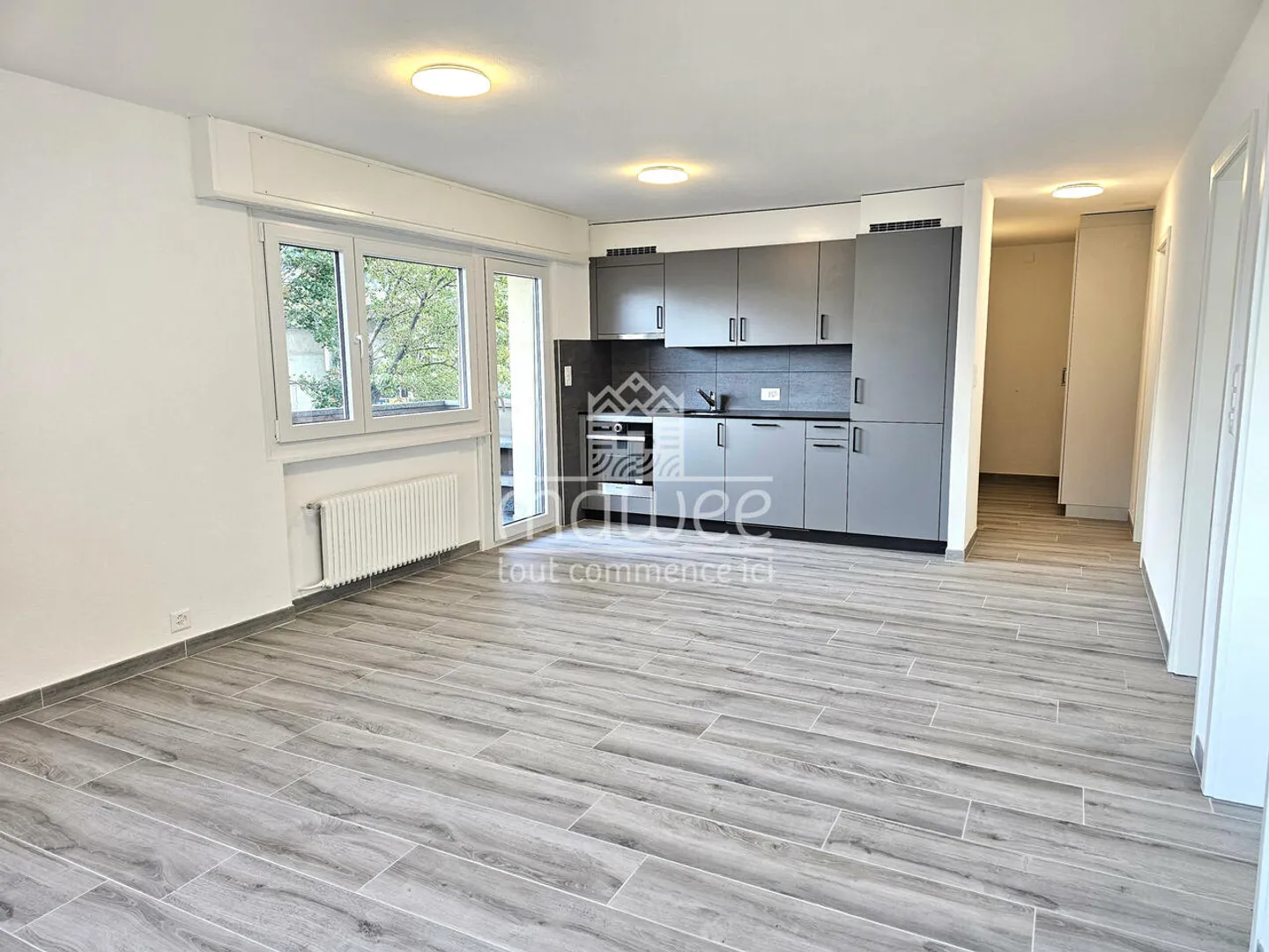 4.5 Zimmerwohnung komplett renoviert ! - Foto 1 von 10