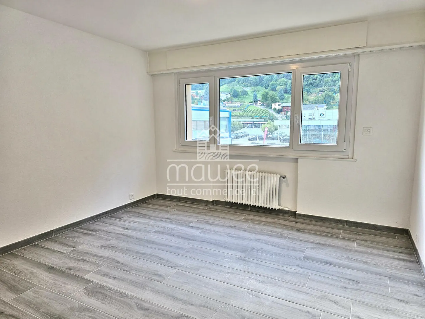 4.5 Zimmerwohnung komplett renoviert ! - Foto 7 von 10