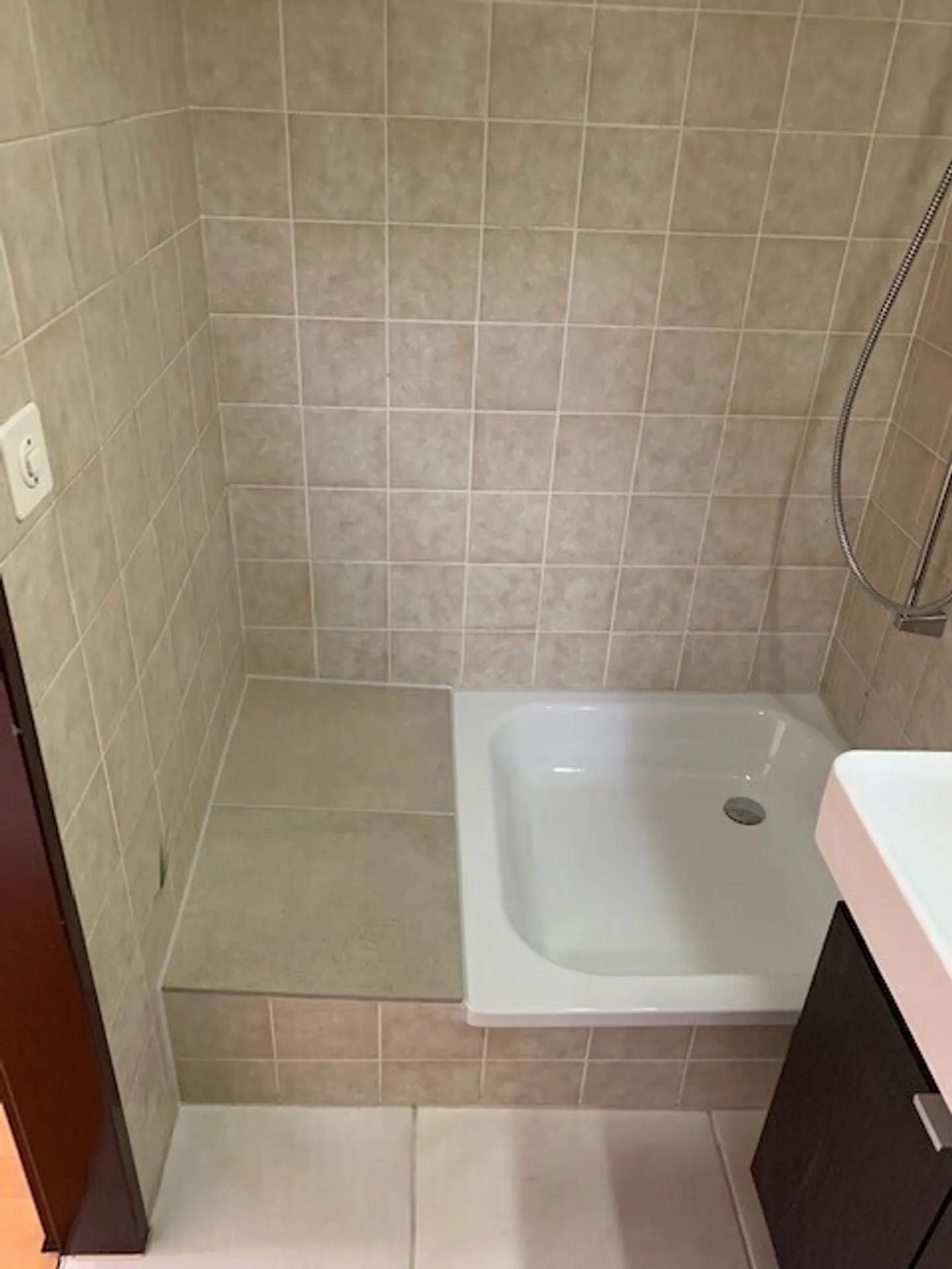 2½ ROOM APARTMENT IN GWATT (THUN), FURNISHED, TEMPORARY - Photo 10 of 14