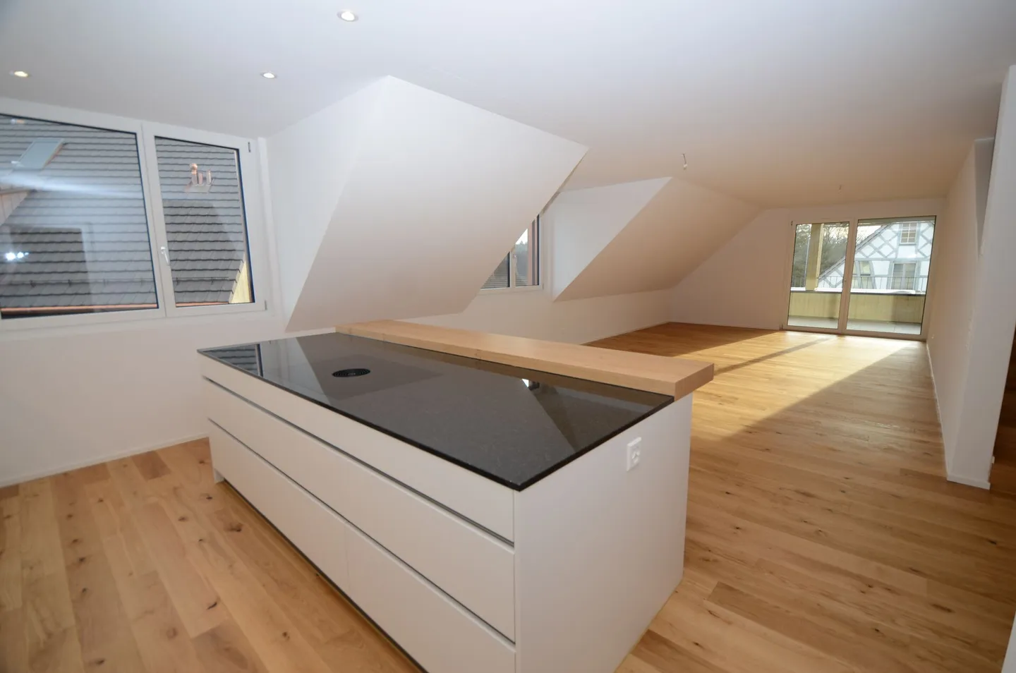 Beautiful Maisonette Apartment in 8500 Frauenfeld - Photo 3 of 15