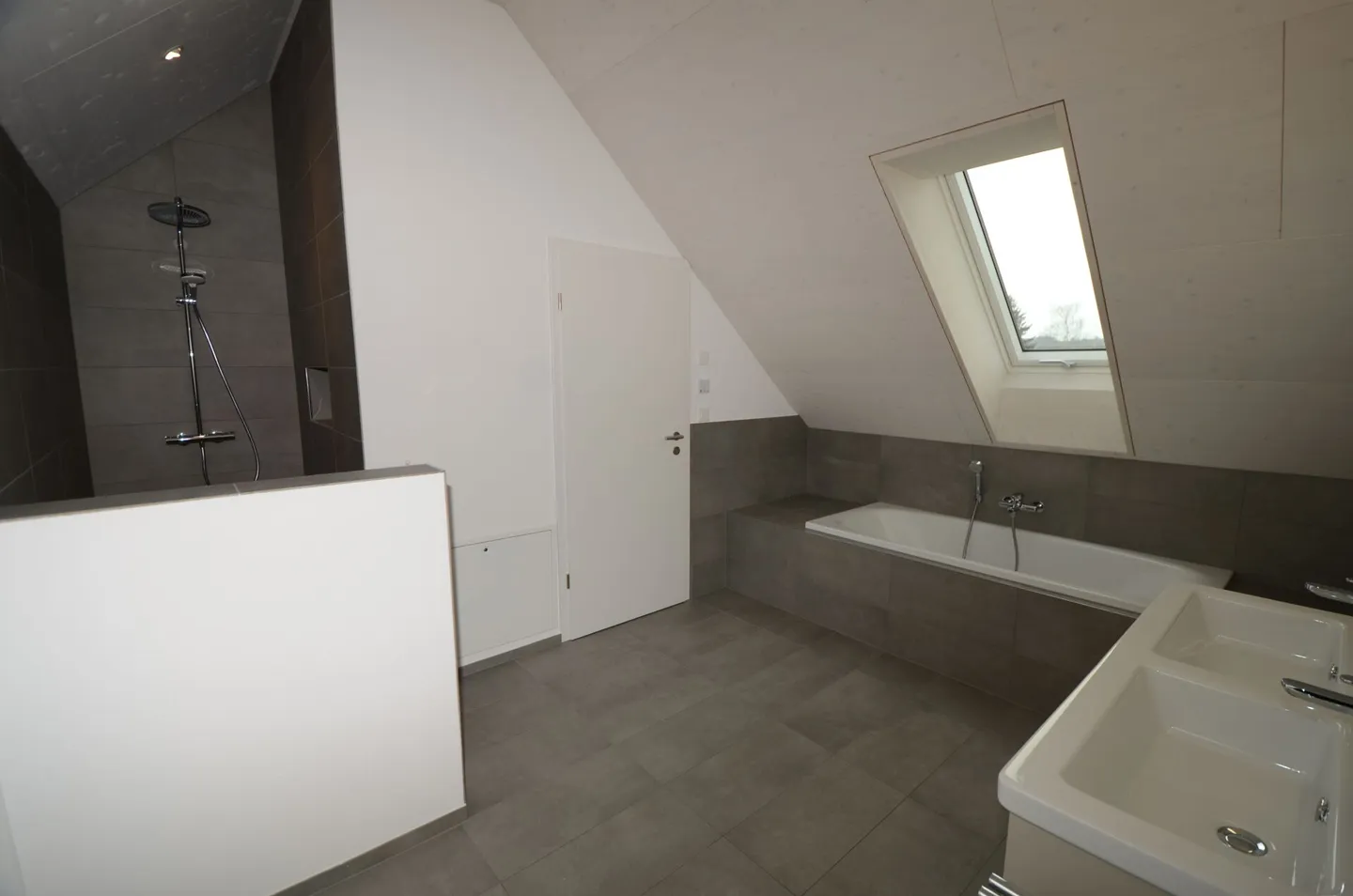 Beautiful Maisonette Apartment in 8500 Frauenfeld - Photo 8 of 15