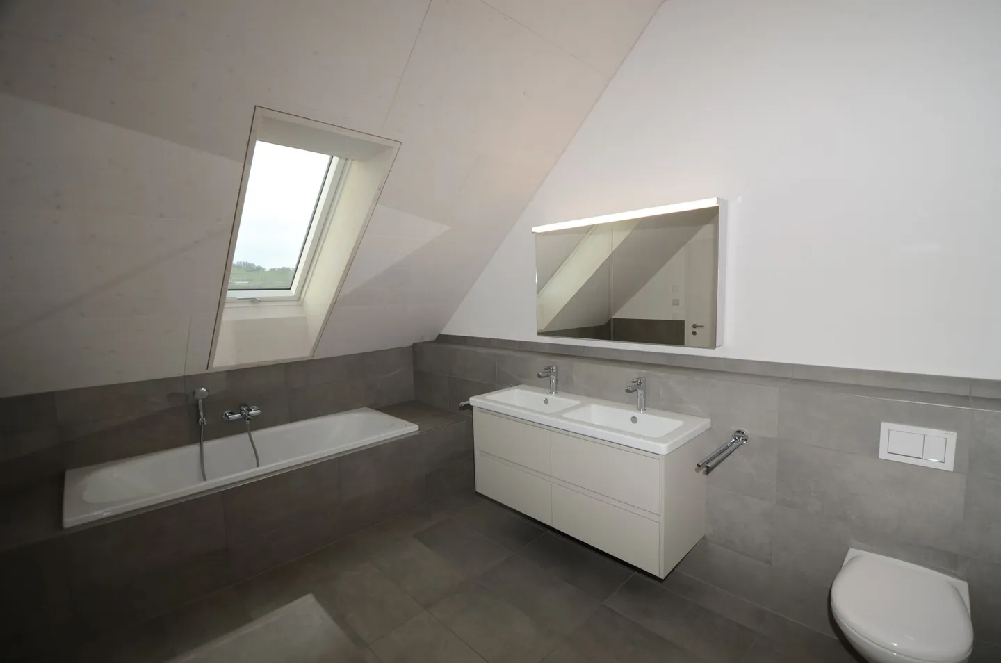 Beautiful Maisonette Apartment in 8500 Frauenfeld - Photo 7 of 15