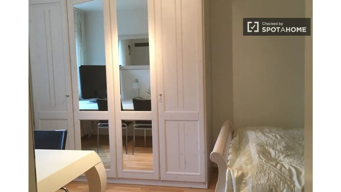 Appartamento in affitto - Foto 13 di 18