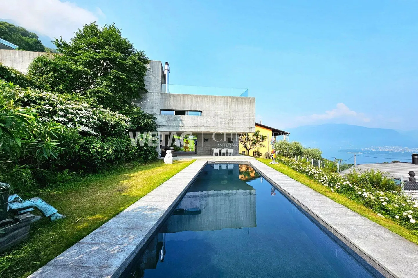 Exklusive Villa mit Panoramablick, grosszügigen Terrassen & Aussenp... - Foto 13 von 13