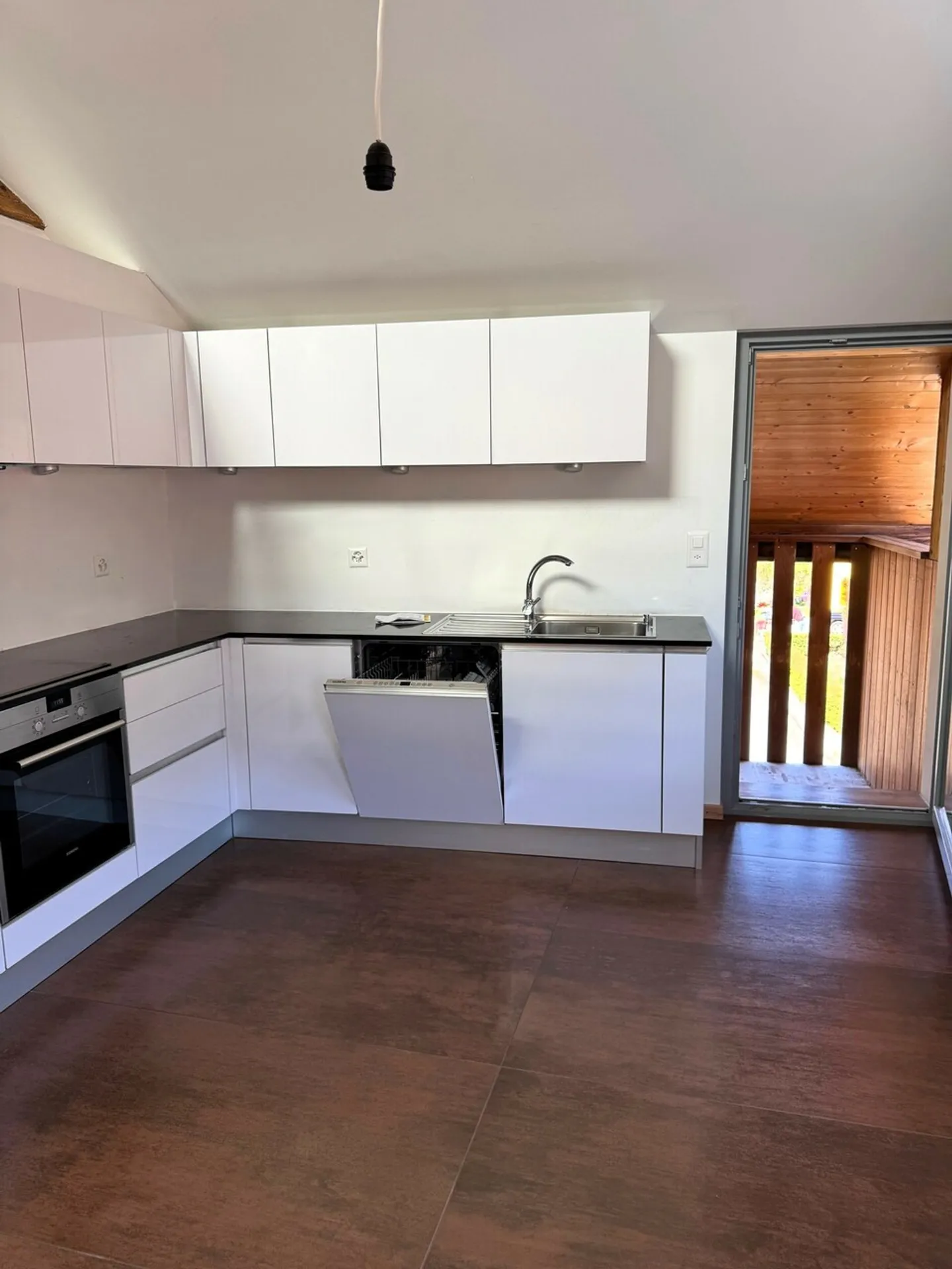 Wohnung mieten - Foto 2 von 14