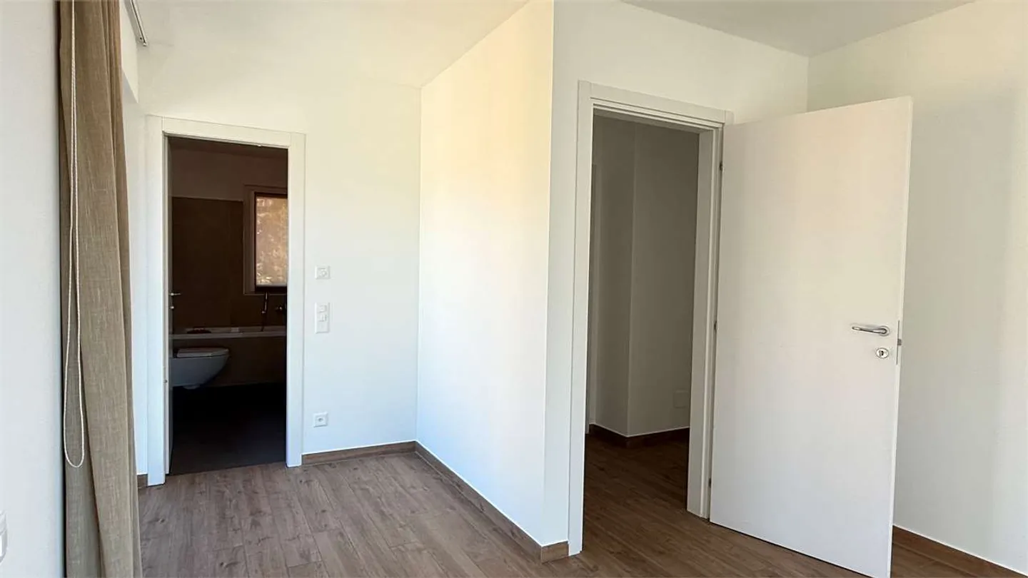 Appartement moderne avec vue sur le lac - Photo 14 sur 22