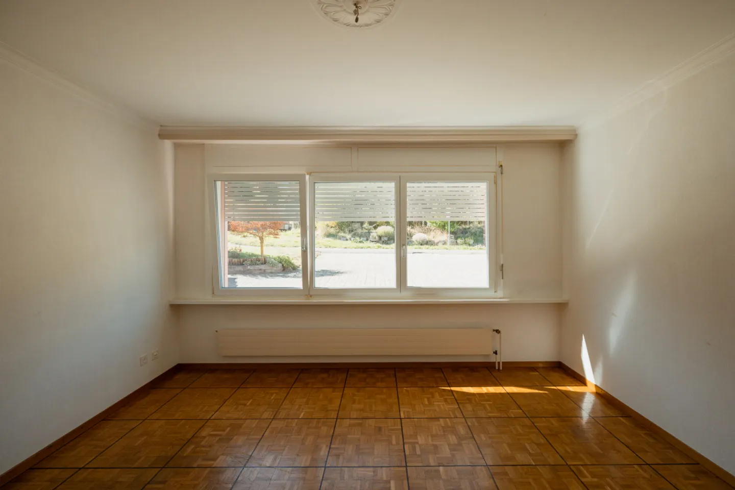 EXCLUSIVITY IMMO2Z: Individual villa with 6.5 rooms and independent apartment - Photo 12 of 14