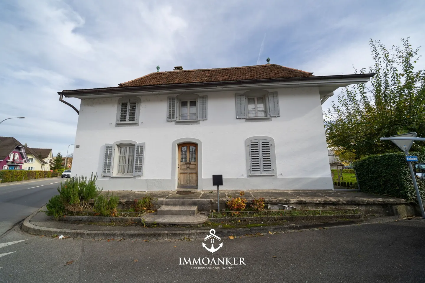 Authentic living - in a piece of architectural culture on Suhrerstrasse. - 7.5 room single-family house in Oberentfelden - Photo 13 of 13
