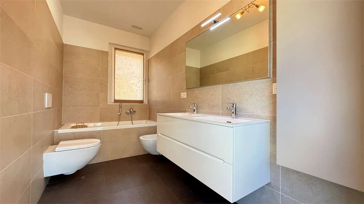 Appartement moderne avec vue sur le lac - Photo 17 sur 22